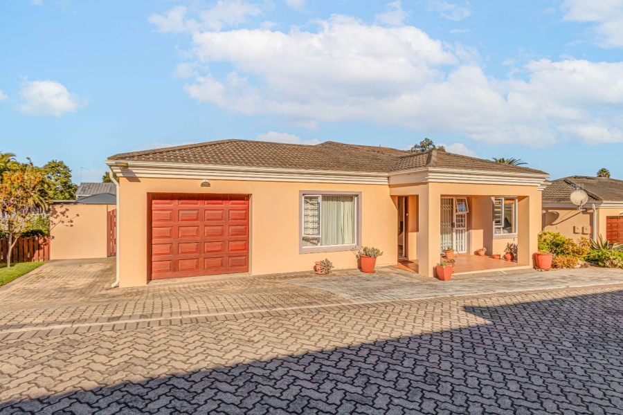 3 Bedroom Property for Sale in Old Place Western Cape
